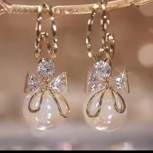 Rhinestone Earrings Women's Bowknot Crystal NEW f38 - Picture 3 of 4
